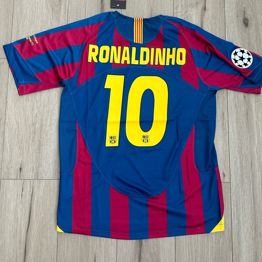 Barcelona Ronaldinho Jersey Final 2006